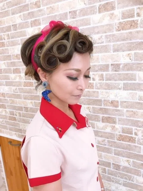 ピンナップスタイル